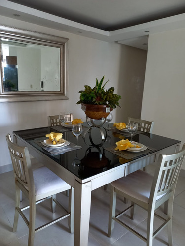 Apartamento En Alquiler Ubicado En Piantini.