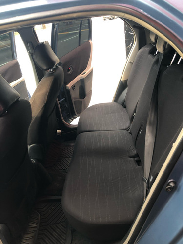 Toyota Yaris 2006