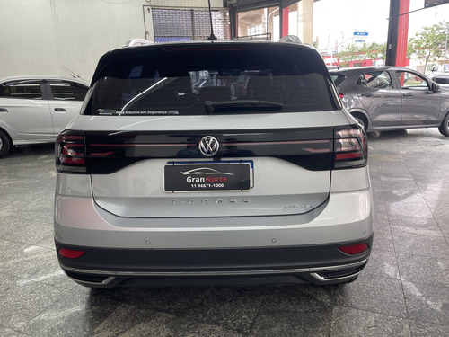 Volkswagen T-Cross 1.4 250 TSI TOTAL FLEX HIGHLINE AUTOMÁTICO