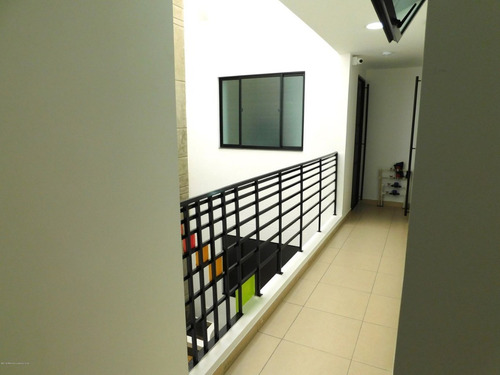 Imagen 16 de 18 de Edificio Rentable En Venta En Bogota Mls 23-451