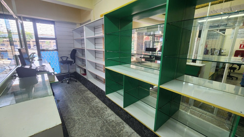 Grey Zuloaga Y Javier Philip Inzitu Realtors Venden Local Comercial En C.c. Metro Plaza San Diego Carabobo Venezuela
