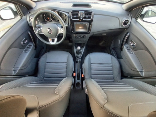 Imagen 22 de 25 de Renault Logan 2022 1.6 16v Intense 0km