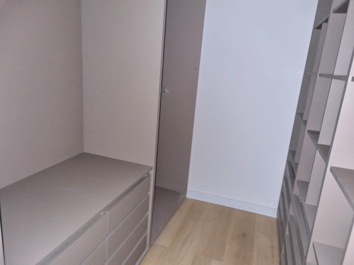 Venta Planta Baja Con Jardín San Isidro En Acassuso