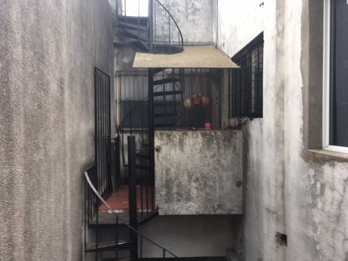 Casa Para 2 Familias En Venta En Bernal Centro