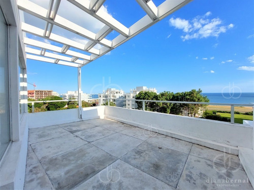 Imagen 19 de 20 de Penthouse Duplex Con Barbacoa Y Vista Al Mar