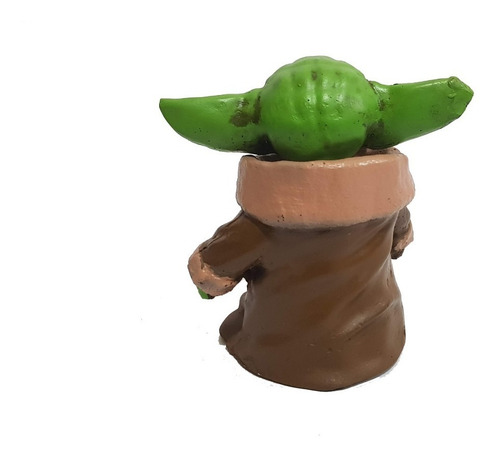 Imagem 3 de 4 de Miniatura Colecionável Baby Yoda Em Resina 12cm