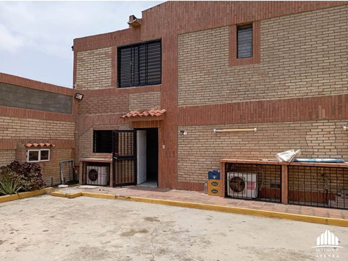 Imagen 4 de 19 de Townhouse En Tucacas, Conjunto Residencial Bucaneros Fg