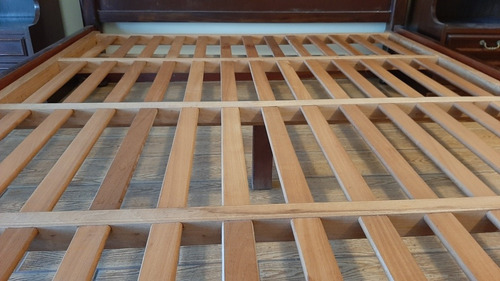 Juego De Dormitorio Premium Cama Y Dos Mesas De Luz