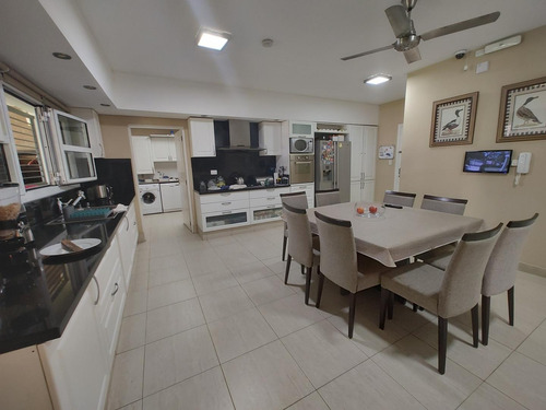 Imagen 9 de 30 de Casa En Venta En Villa Belgrano