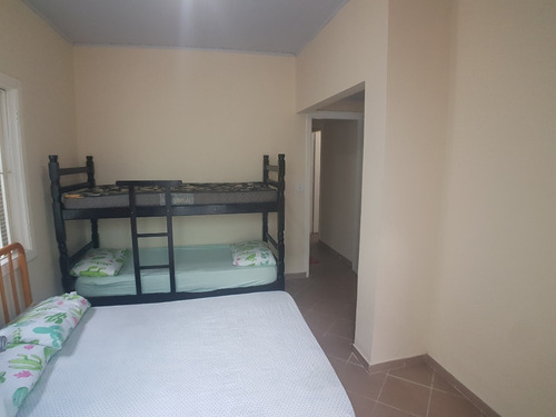 Aceita Estudar Como Parte De Pagamento (imóvel No Guarujá) Casa Localizada A Apenas Uma Quadra Da Praia Da Enseada - Ca00351 - 68097619