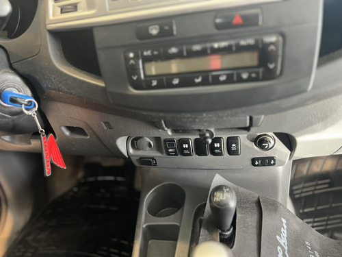 Toyota Hilux Pick-up 3.0 Cd Srv Cuero I 171cv 4x4 4at