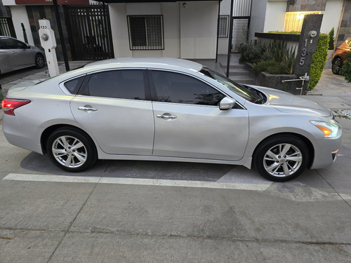 Nissan Altima 2.5 Advance At Piel Cvt