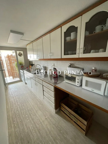 Piso Alto En Roosevelt, 3 Dormitorios