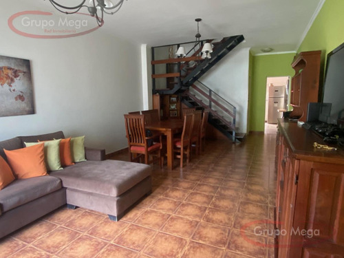 Imagen 2 de 24 de Duplex 4 Amb C/ent Auto, Patio Y Playroom