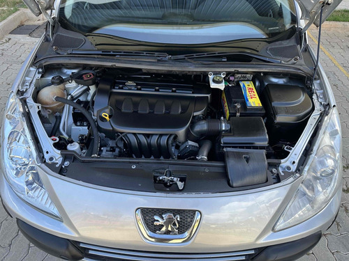 Peugeot 307 2.0 PRESENCE PACK SEDAN 16V FLEX 4P AUTOMÁTICO
