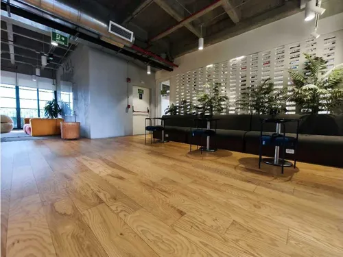 Oficina Amoblada Arriendo De 1.306m2 En Medellín Poblado