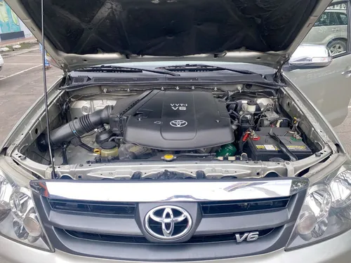Toyota Fortuner 4.0 Sr5
