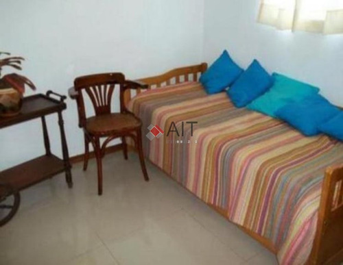 Imagen 9 de 14 de Muy Lindo Chalet Cerca De La Playa. 4 Dormitorios, Piscina Climatizada Y Mas