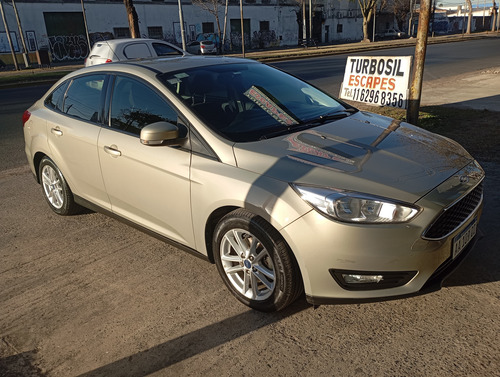 Ford Focus III 1.6 Sedan S