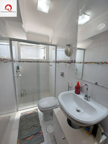 Imagem 14 de 18 de Amplo Apartamento Reformado À Venda Na Região Da Enseada ( Próximo Praia). - Ap05675 - 69194759