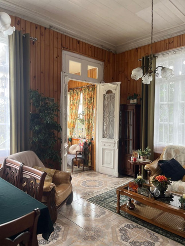Vendo En Playa Ancha Bajo, Gran Casona Con Amplio Terreno