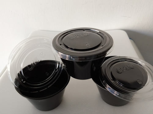 Copa Souffle 4 Oz Negro Con Tapa Caja  X 25 Paq 