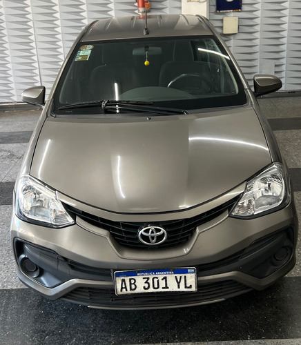 Toyota Etios 1.5 Sedan Xs
