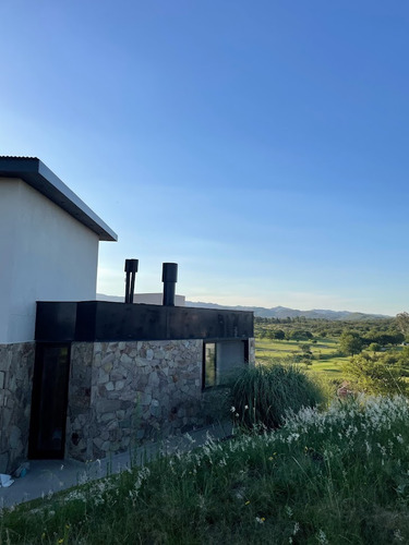 Exclusiva Casa En Venta En Alta Gracia Country Golf , Alta Gracia, Córdoba