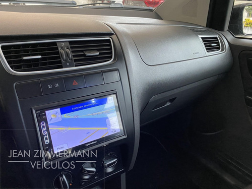 Imagem 13 de 15 de Volkswagen Fox Prime Highline 1.6 Flex