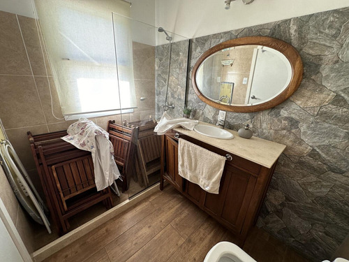Venta Casa 4 Dormitorios, 4 Baños, Piscina, Garaje, Punta Gorda