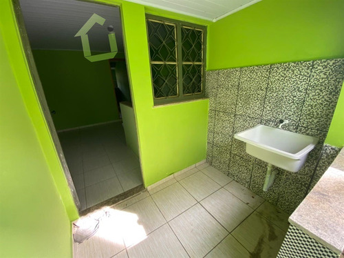 Imagem 4 de 10 de Aluguel - Quitinete Próximo À Unig - Nova Iguaçu