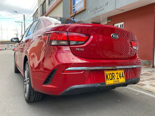 Imagen 6 de 17 de Kia Rio Vibrant 1.4 Full