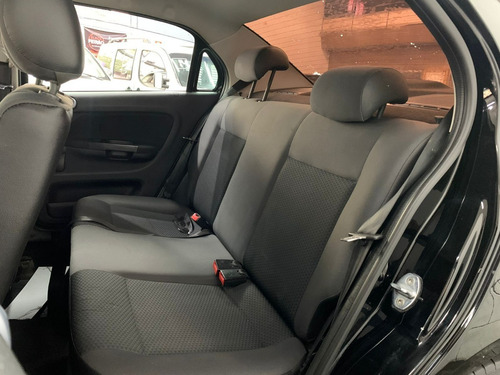 Imagem 19 de 23 de Volkswagen Voyage Sem Entrada Financiamento Aplicativo Uber
