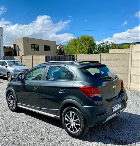 Chevrolet Onix 1.4 Activ 98cv