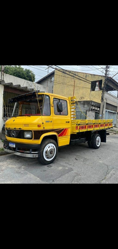 Mercedes 608 D