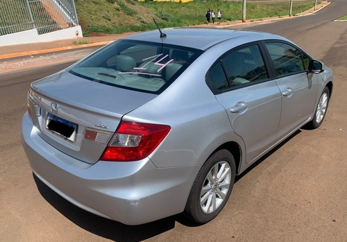 Imagem 5 de 12 de Honda Civic 1.8 Lxs Flex Automatico