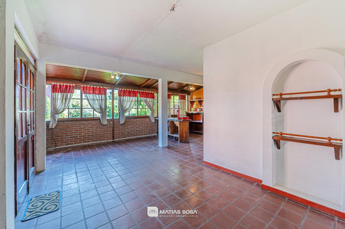 Venta - Casa 6 Ambientes Apto Profesional Con Parque - Parque Luro