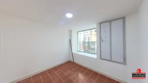 Casa-local En Venta En Medellín - Laureles Lorena