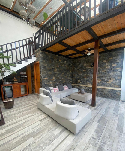 Casa Venta En Arroyo Hondo Viejo