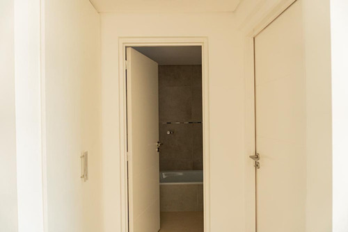Imagen 9 de 19 de Depto 1 Dormitorio Con Balcón En Bº Santa Genoveva