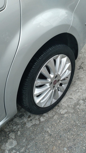 Fiat Linea 2010 1.9 16v Absolute Flex Dualogic 4p