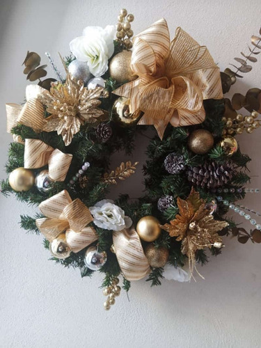 Imagen 1 de 1 de Coronas Navideñas