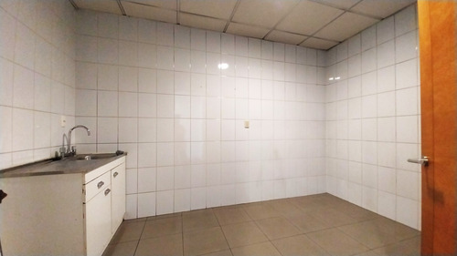 Edificio Oficinas Ascensores Equipado Venta Quinta Normal
