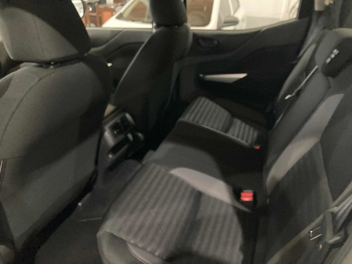 Imagen 6 de 17 de Nissan Frontier 2022 2.3 S Cd 4x2 Mt