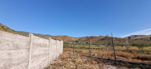 Maravilloso Terreno!! En Cond. Los Bosques Piedra Roja!!!!