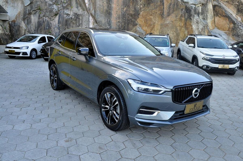 Volvo XC60 2.0 T8 HYBRID MOMENTUM AWD AT