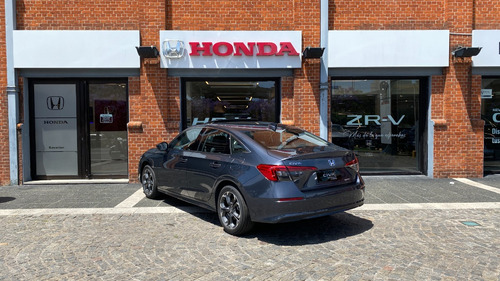Honda Civic 2.0 Advanced Hybrid