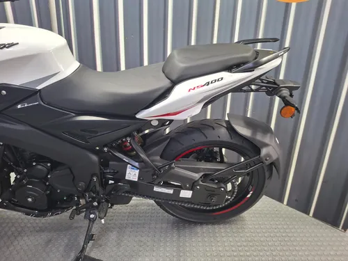 Pulsar Ns 400z