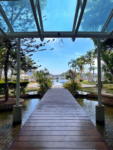 Espectacular Apartamento En Isla Paraíso Conterraza Y Muelle