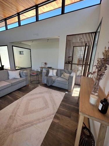 Casa En Venta En El Quimilar A Estrenar De 3 Dormitorios